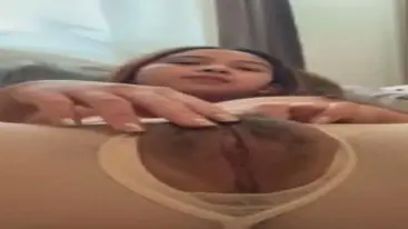 Cewe Lagi Sange Di Ranjang